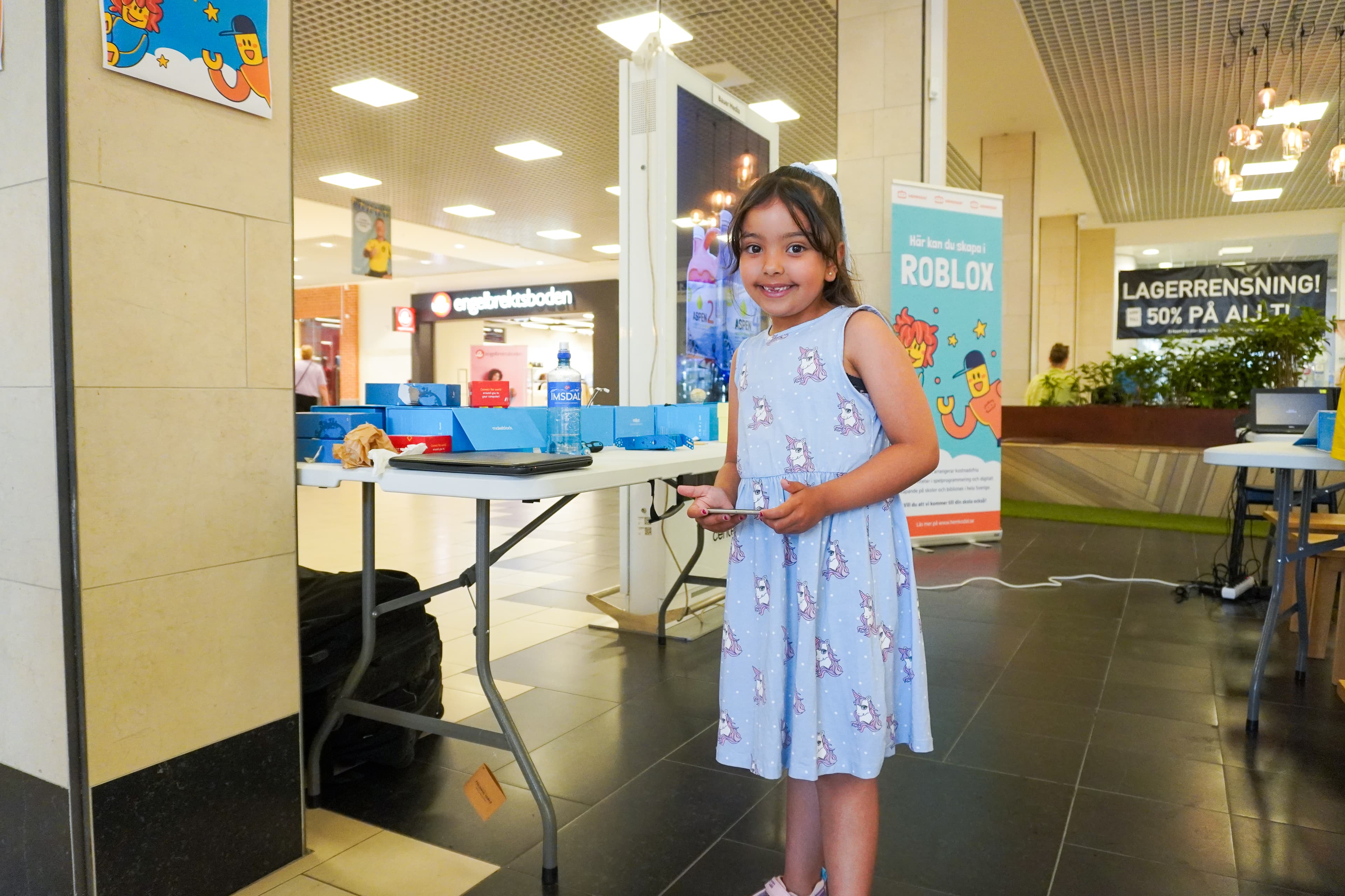 Roblox, robotar och fruktpiano fyllde eventytan på Burlöv Center
